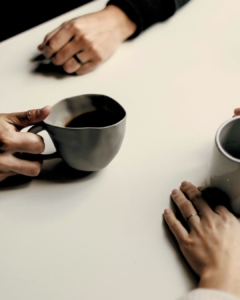 Kaffe og dialog om dit barn.